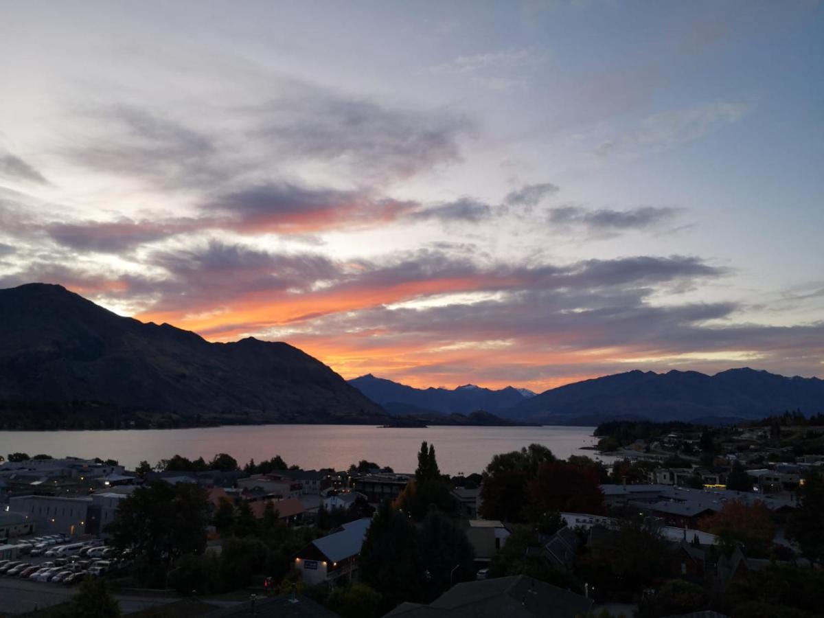 Mountain View Backpackers Vandrarhem Wanaka Exteriör bild