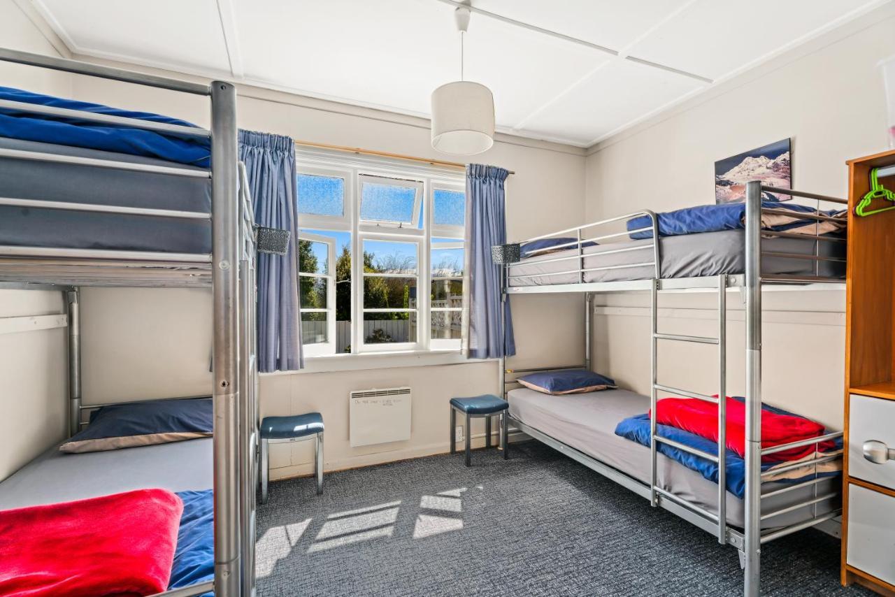 Mountain View Backpackers Vandrarhem Wanaka Exteriör bild