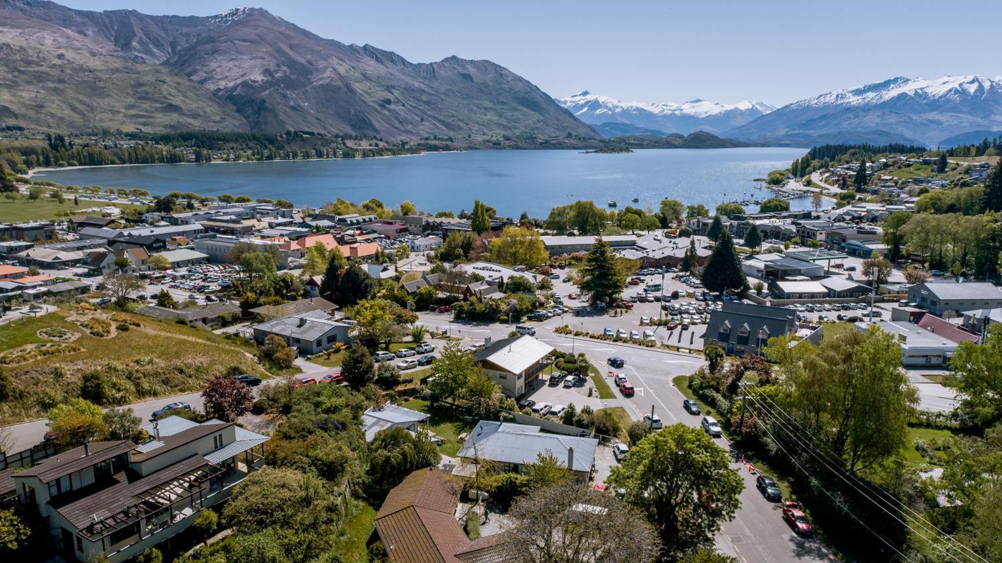 Mountain View Backpackers Vandrarhem Wanaka Exteriör bild