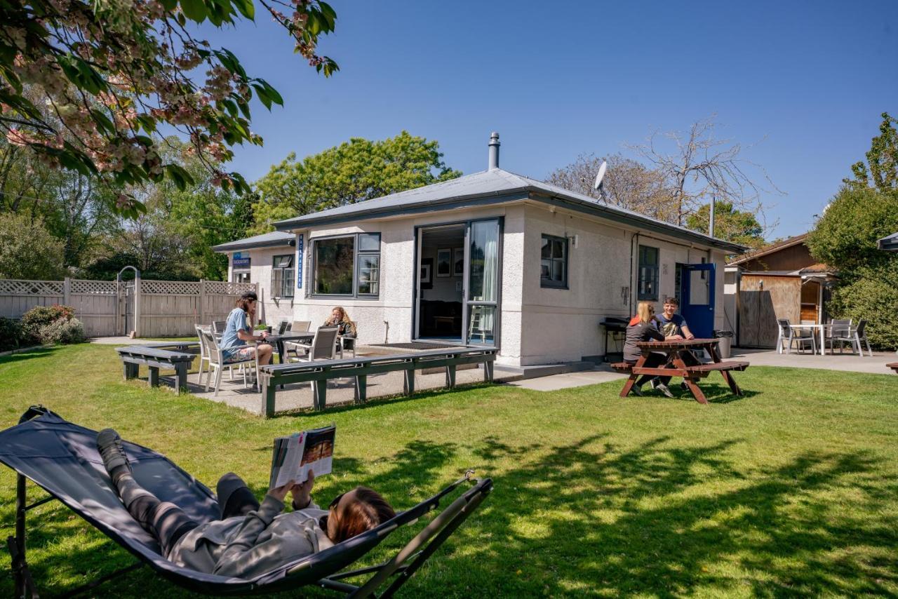 Mountain View Backpackers Vandrarhem Wanaka Exteriör bild